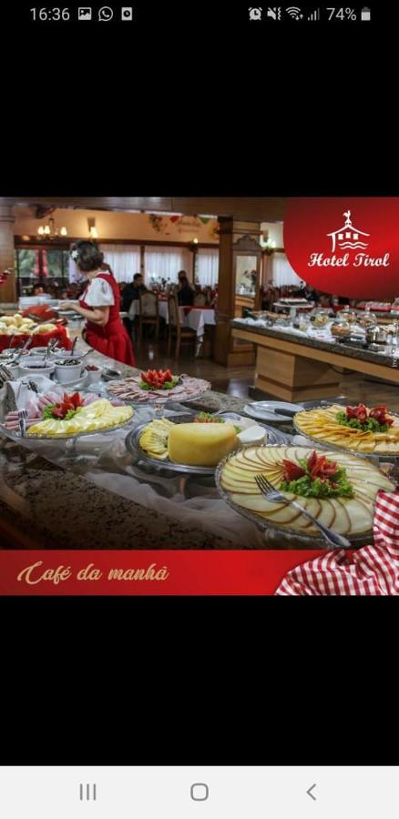 Hotel Tirol Treze Tílias Extérieur photo